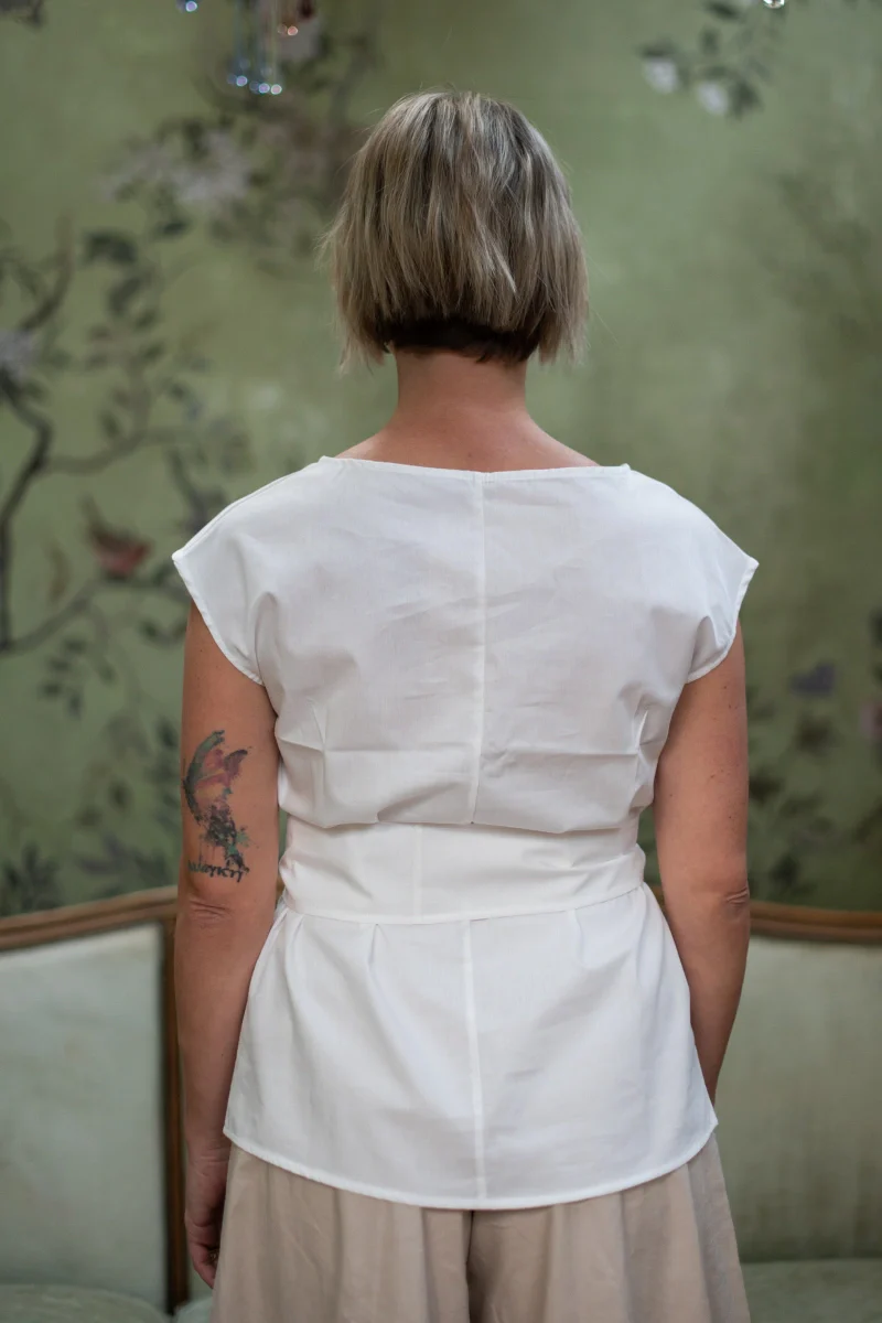 Camicia donna maniche corte con cinturone in cotone - Image 2