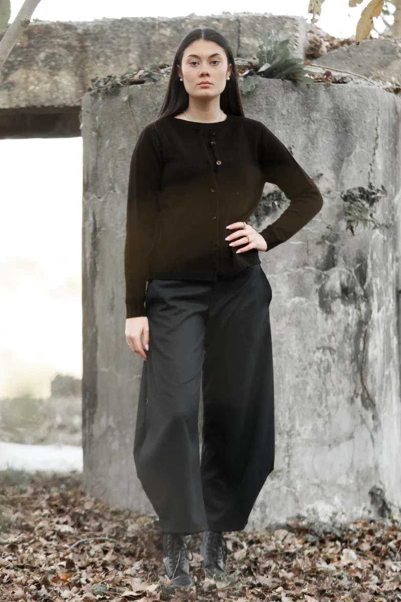 Cardigan lana donna con bottoni - Image 3