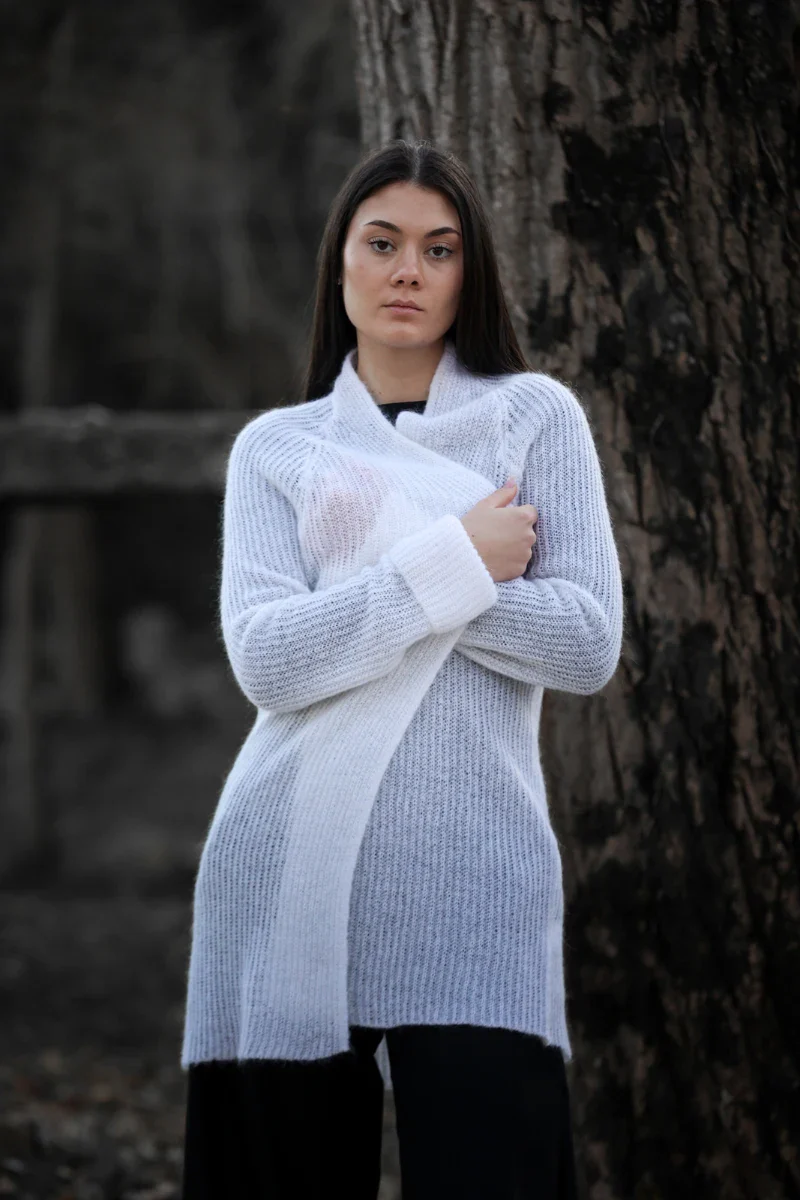 Cardigan lungo donna Nuvola in lana mohair - Image 3