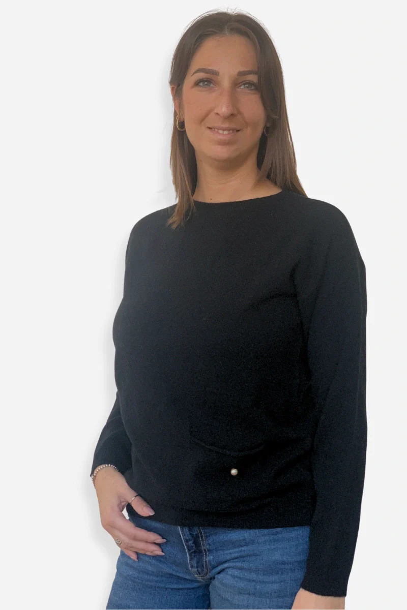 Maglioncino donna girocollo in lana e cashmere con taschina - Image 4