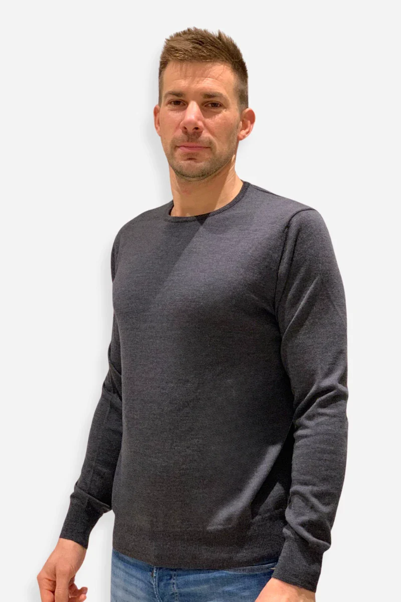 Maglione uomo girocollo lana merinos e cachemire - Image 4
