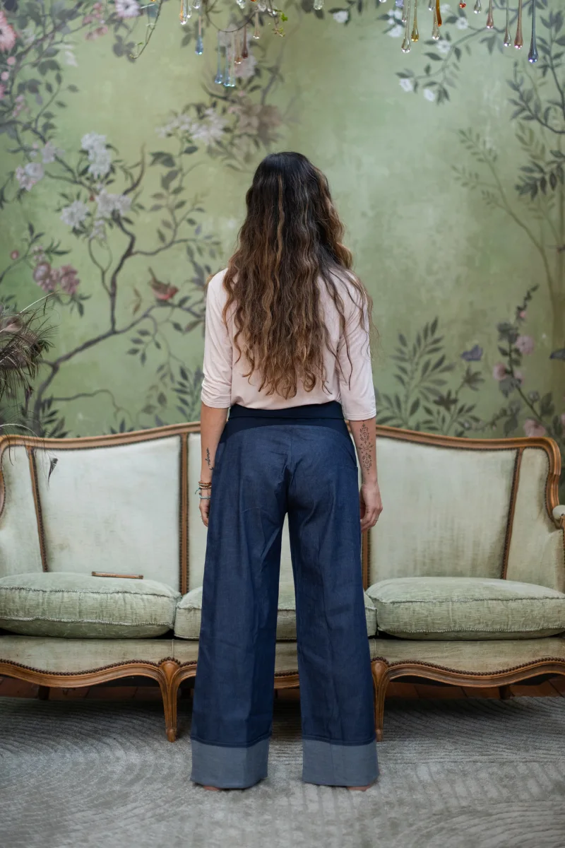 Pantaloni larghi donna con fascione e risvolto in cotone - Image 2